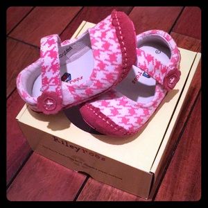 Toddler shoes
